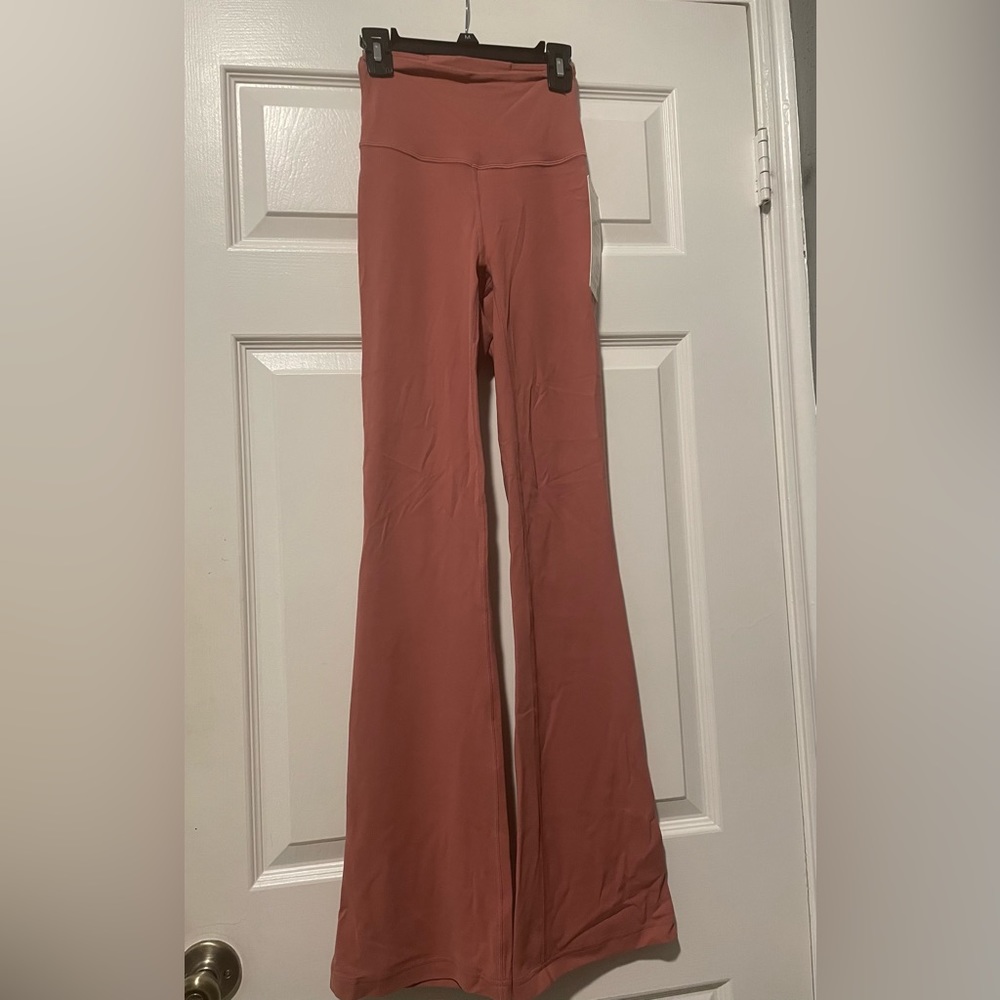 NWT Sz 0 Groove pantsl Super High Rise Nulu